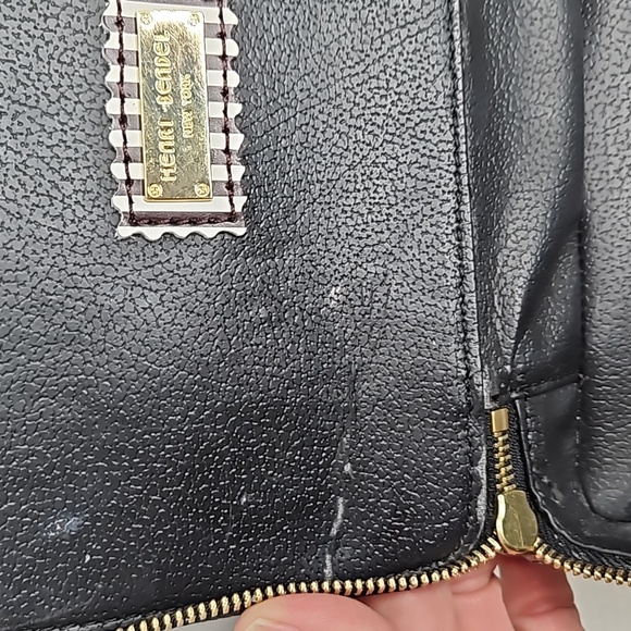 HENRI BENDEL CLASSIC STRIPED  TRAIN / COSMETIC CASE - Picture 8 of 9